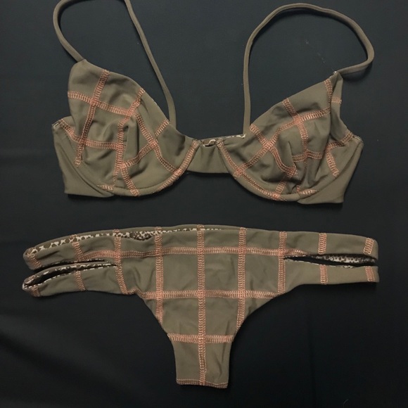 Acacia Swimwear XX SOLD - Picture 3 of 5